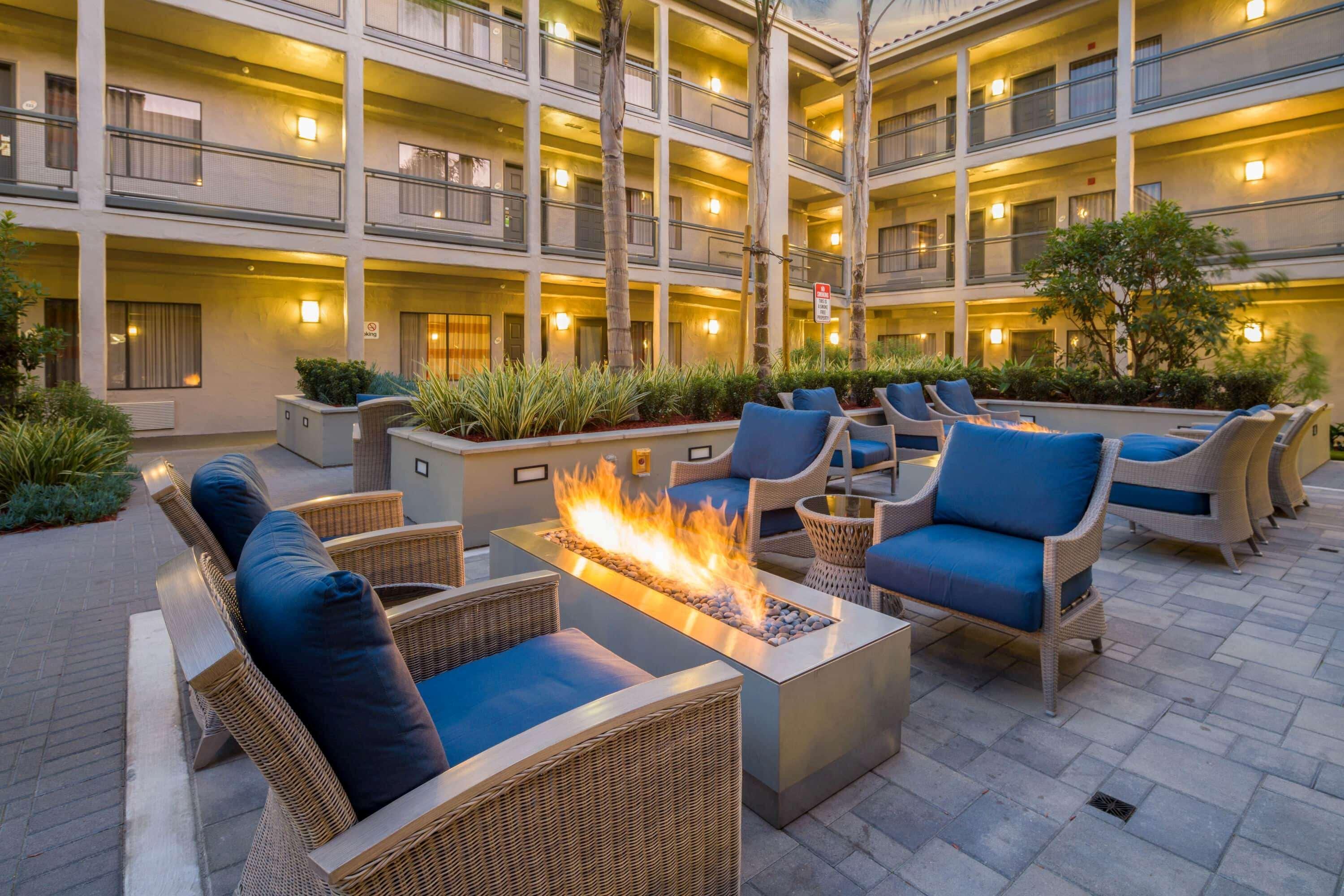 La Quinta By Wyndham Orange County Airport Ξενοδοχείο Σάντα Άνα Εξωτερικό φωτογραφία